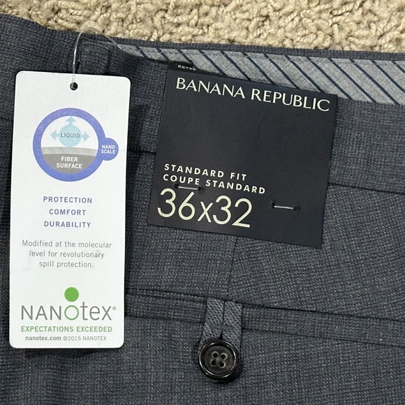 NWT Men's BANANA REPUBLIC Lightweight Grey Wool Dress Pants 36 x 32 - Picture 2 of 3